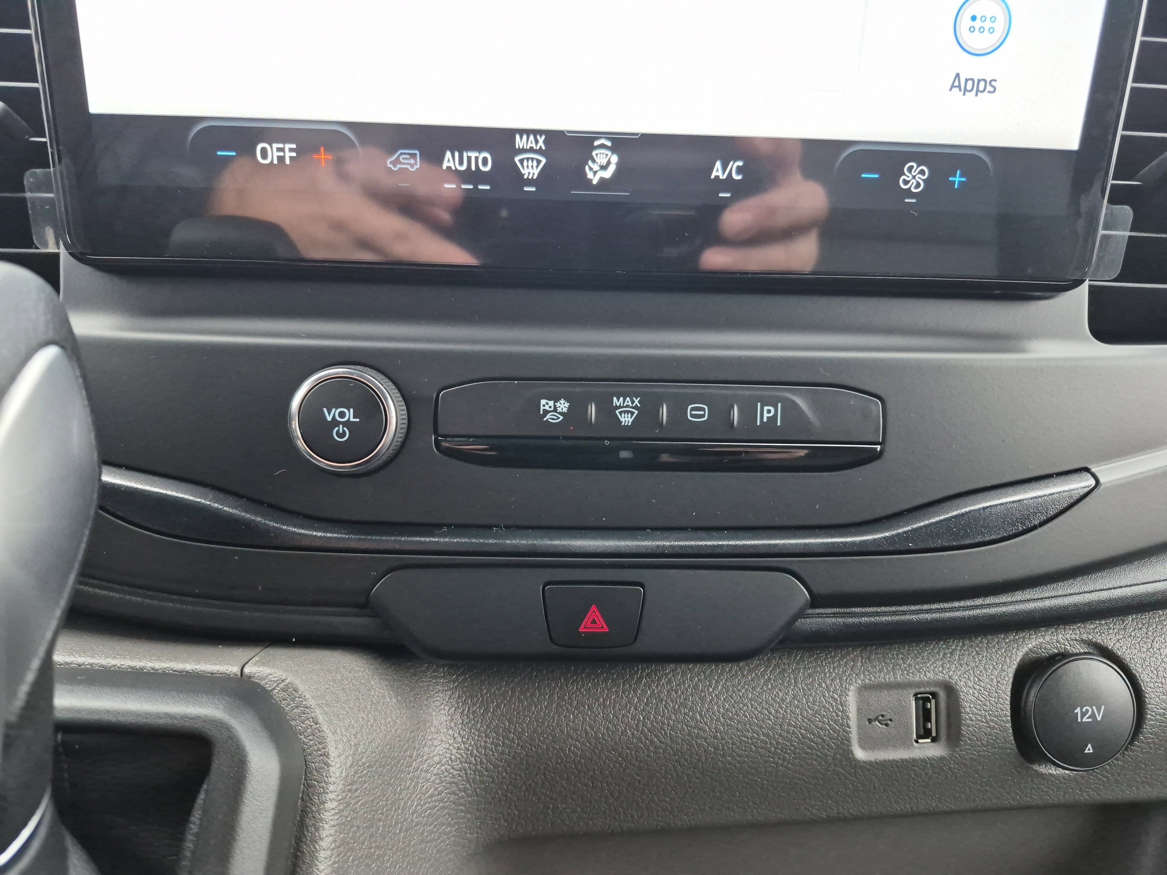 New 2026 Ford Transit 250 148 Medium Roof w/ Load Area Protection Package image 29