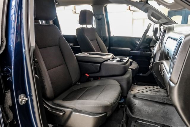 Used 2023 Chevrolet Silverado 2500 Custom w/ Custom Convenience Package image 30