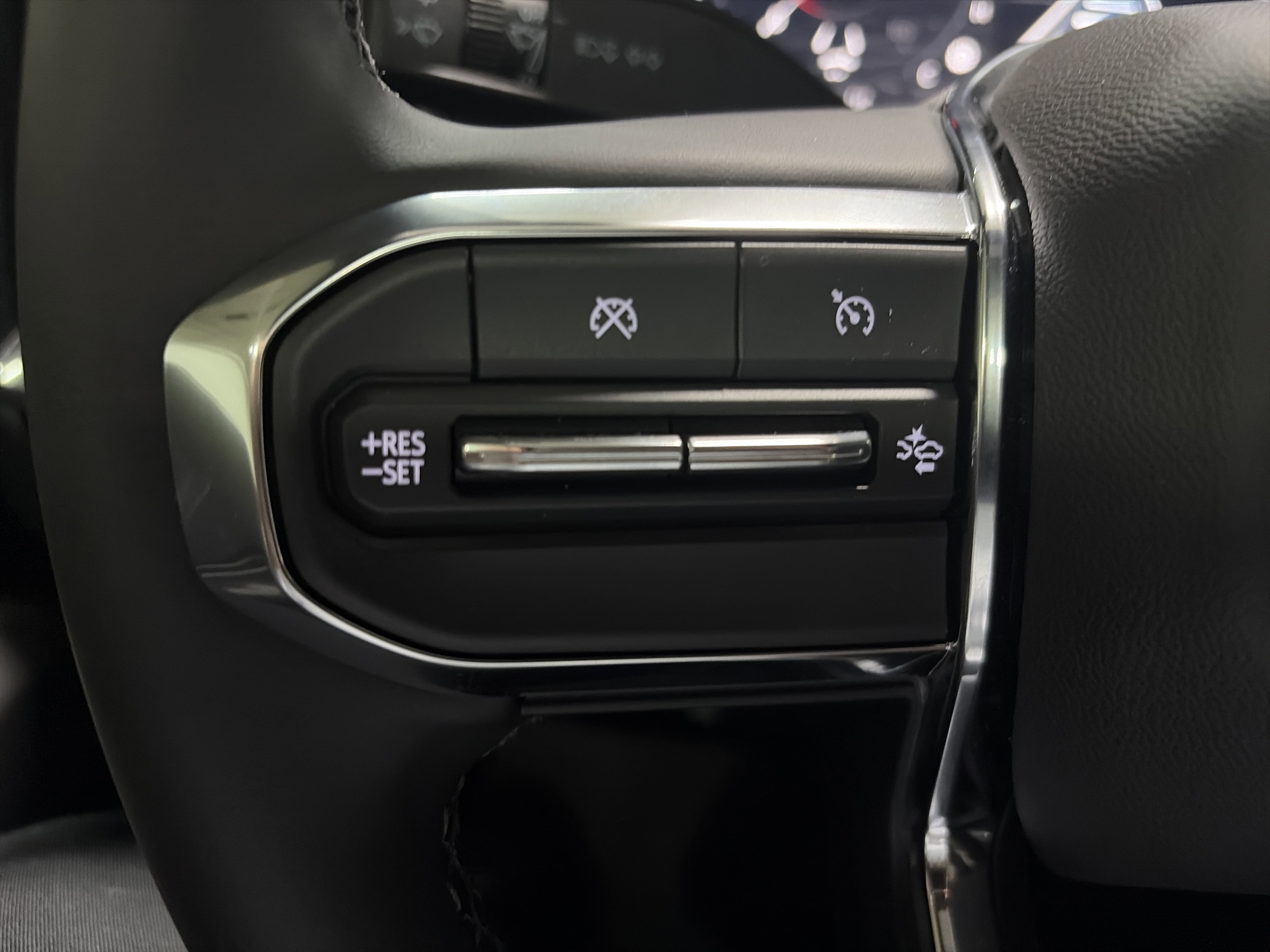 Used 2026 GMC Canyon Elevation w/ Convenience Package image 17