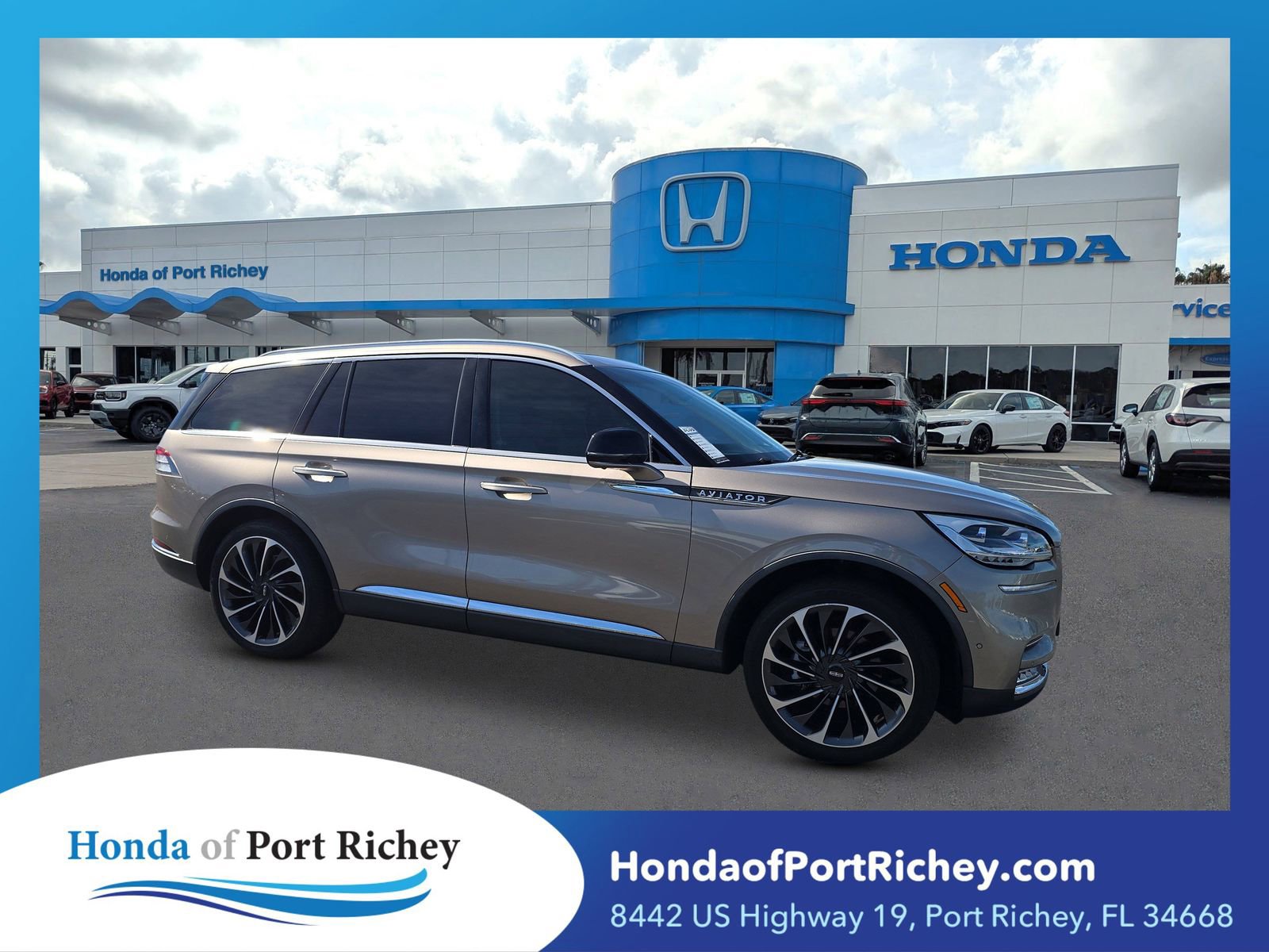 Used 2020 Lincoln Aviator Reserve w/ Equipment Group 202A image 1