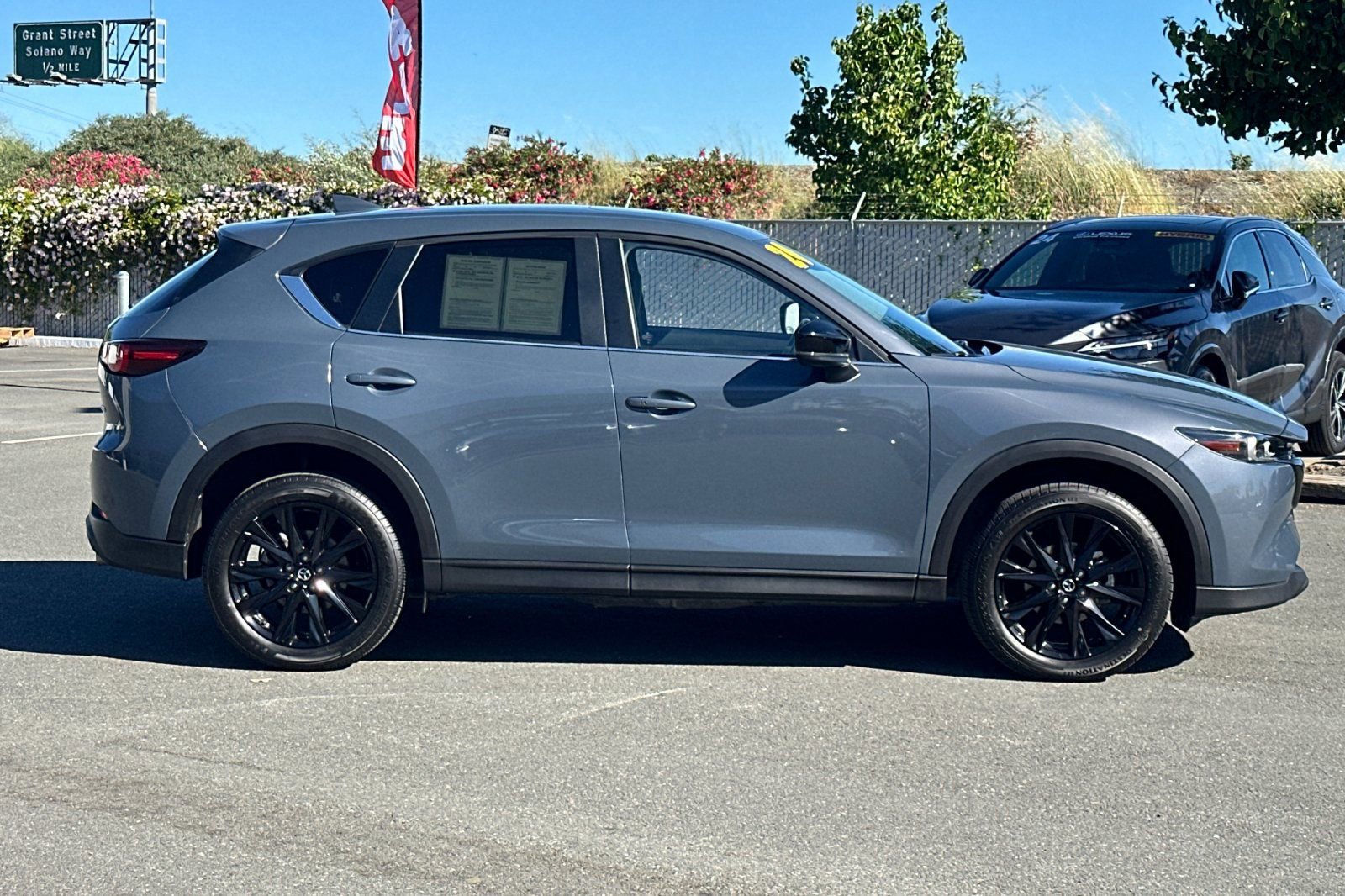 Used 2024 MAZDA CX-5 Carbon Edition image 3