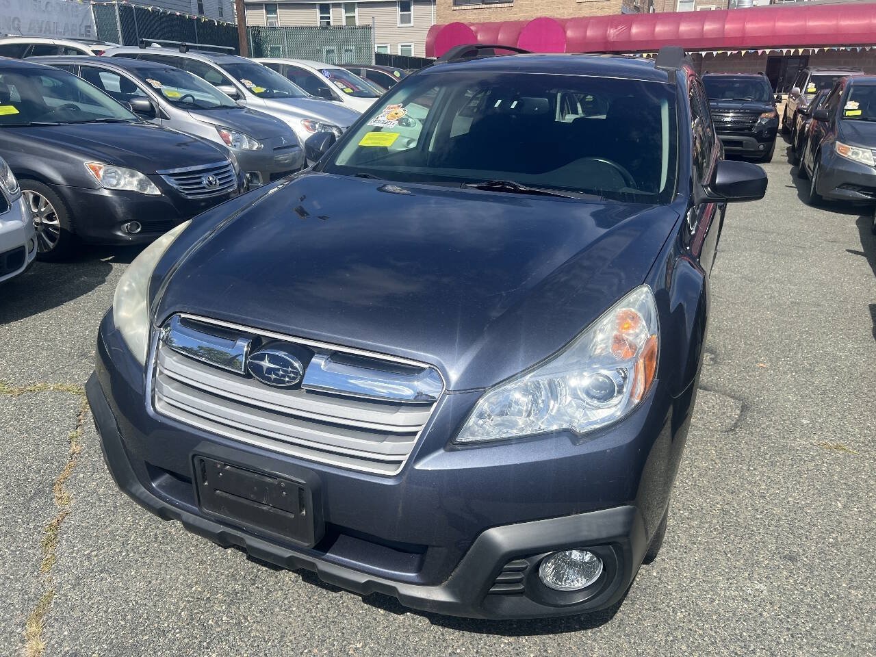 Used 2014 Subaru Outback 2.5i Premium AWD/4WD image 1