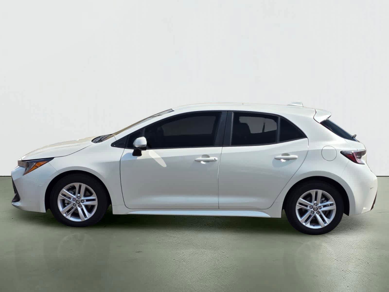 Used 2019 Toyota Corolla SE w/ Carpet Mat Package FWD image 3