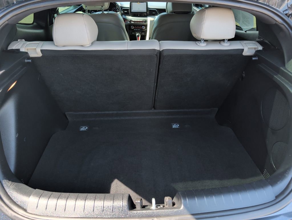 Used 2019 Hyundai Veloster Turbo Ultimate FWD image 22