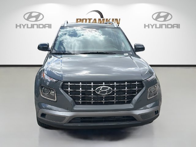 New 2026 Hyundai Venue SEL FWD image 2