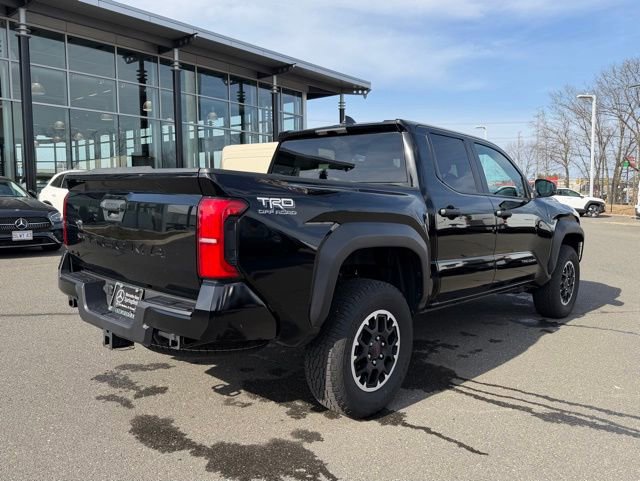 Used 2024 Toyota Tacoma TRD Off-Road AWD/4WD image 7