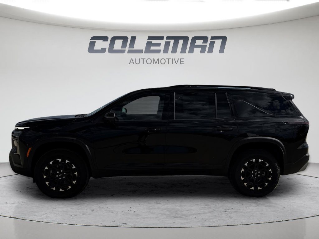 New 2027 Chevrolet Traverse Z71 w/ Enhanced Driving Package AWD/4WD image 2