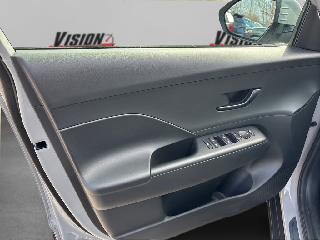 Certified 2026 Hyundai Kona SE AWD/4WD image 24