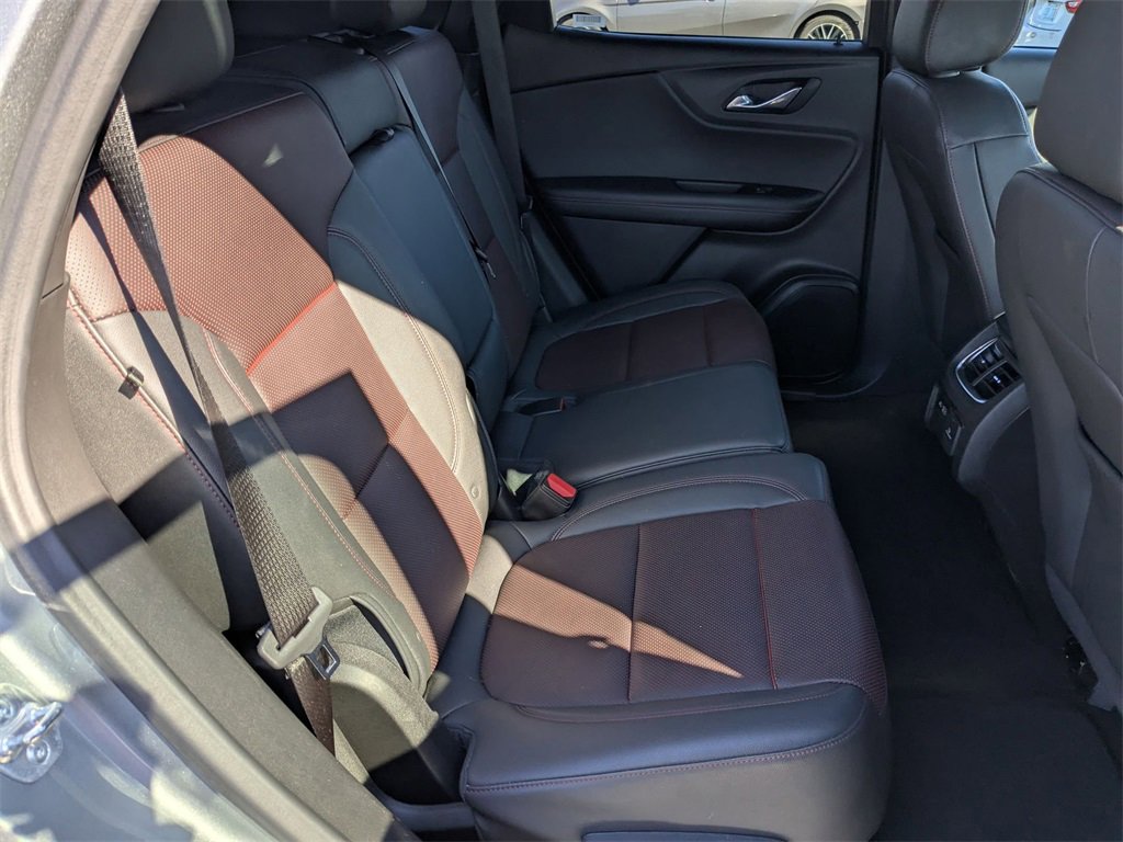 Used 2025 Chevrolet Blazer RS image 33