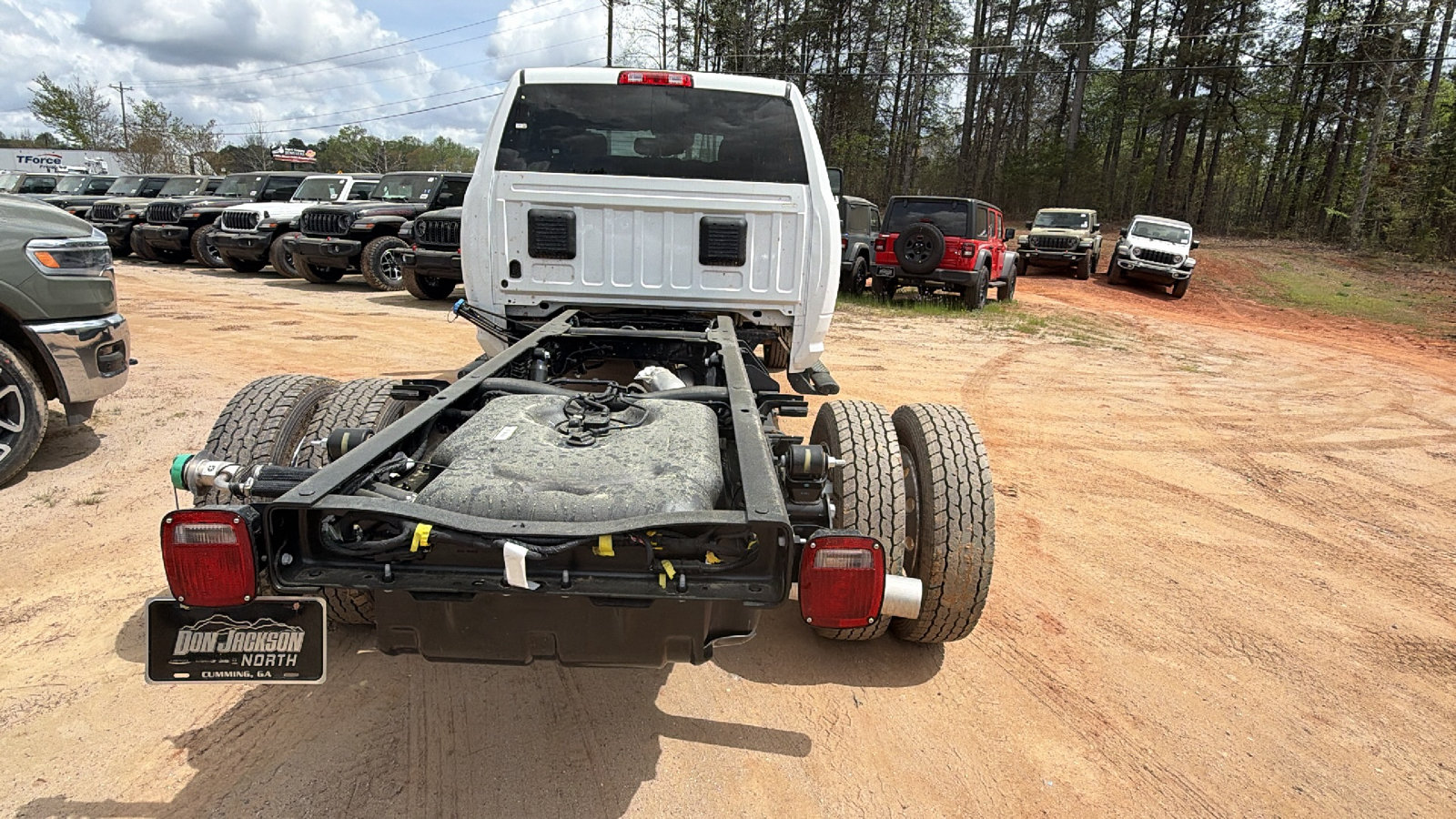 New 2026 RAM 5500 Tradesman w/ Chrome Appearance Group AWD/4WD image 9