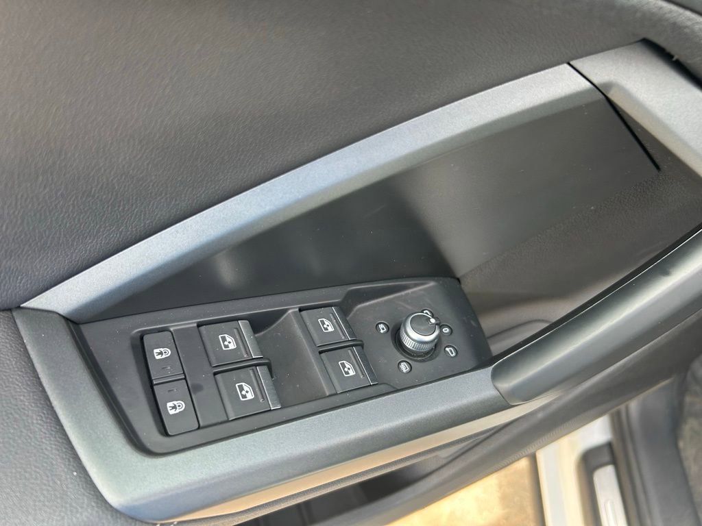 Used 2023 Audi Q3 2.0T Premium Plus w/ Premium Plus Package image 54
