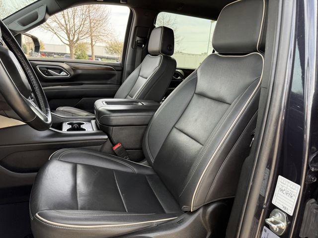 Used 2023 Chevrolet Suburban Premier image 25