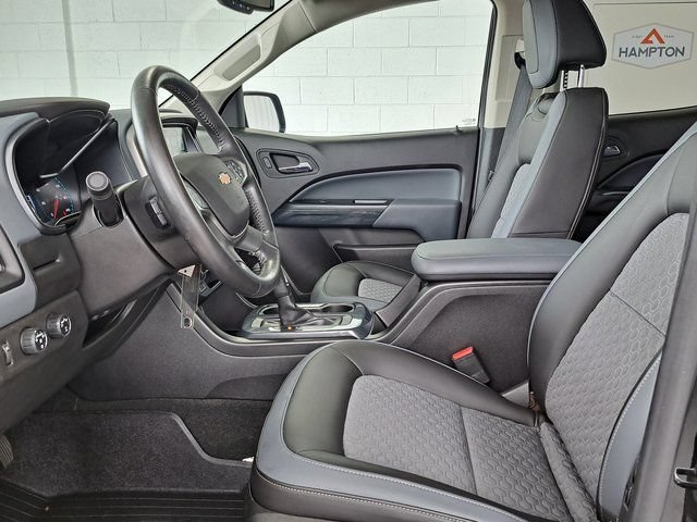 Used 2018 Chevrolet Colorado Z71 w/ Z71 Midnight Edition AWD/4WD image 23