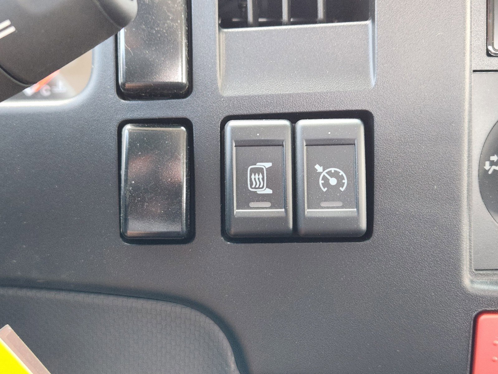 New 2025 Chevrolet Low Cab Forward 5500XG image 22