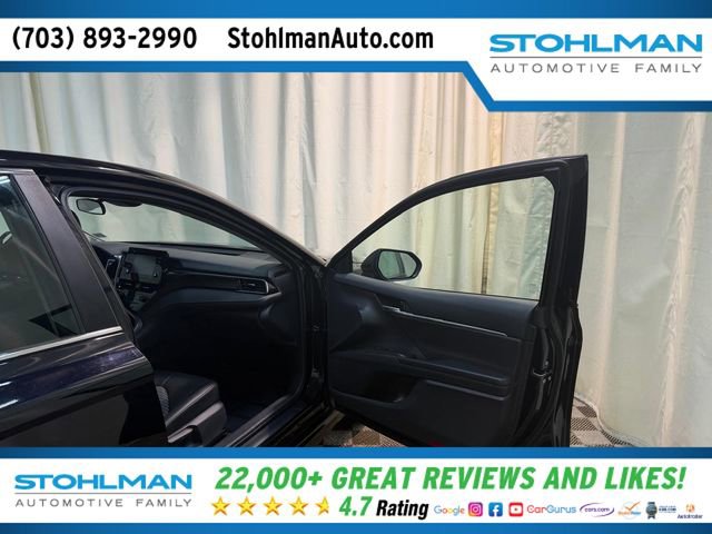 Used 2024 Toyota Camry SE w/ Blackout Package (TMS) image 31