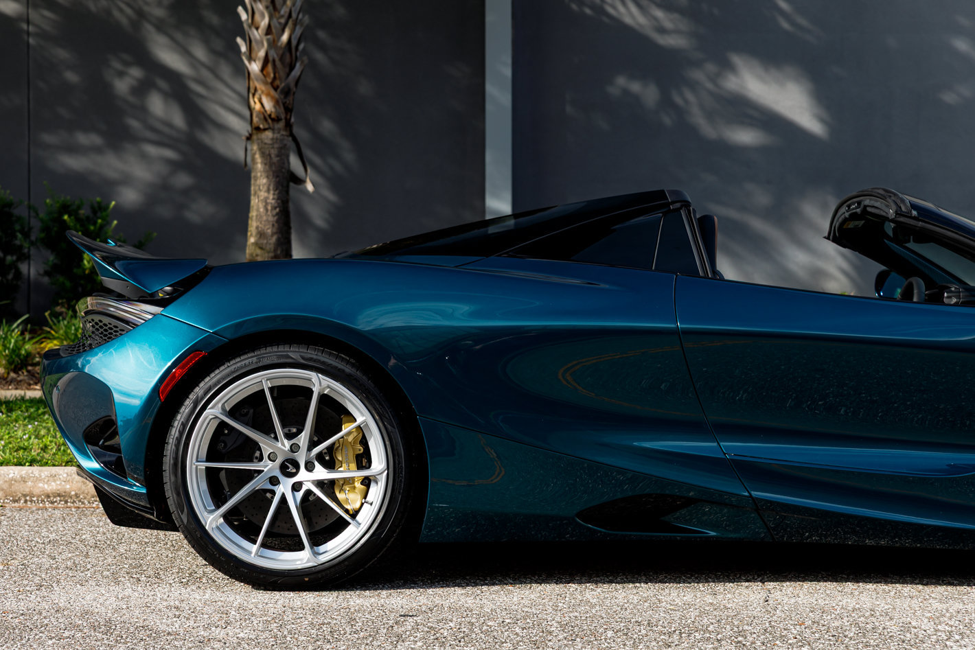 New 2027 McLaren 750S Spider RWD image 35