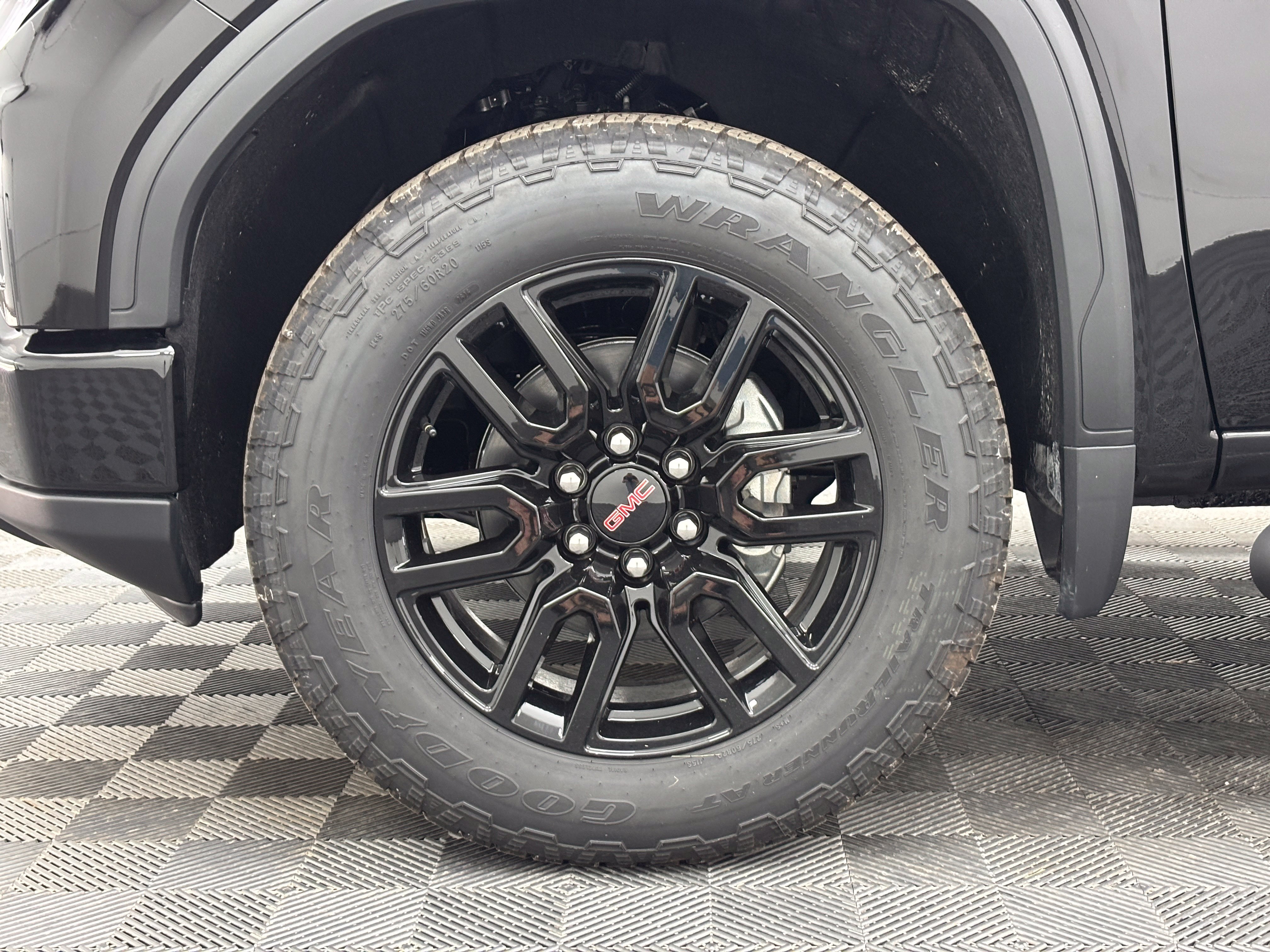 New 2026 GMC Sierra 1500 Elevation w/ Elevation Select Package AWD/4WD image 13
