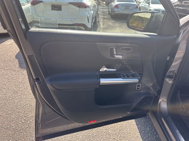 Used 2025 Mercedes-Benz GLA 250 4MATIC w/ Winter Package image 13