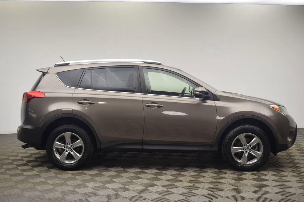 Used 2015 Toyota RAV4 XLE image 12
