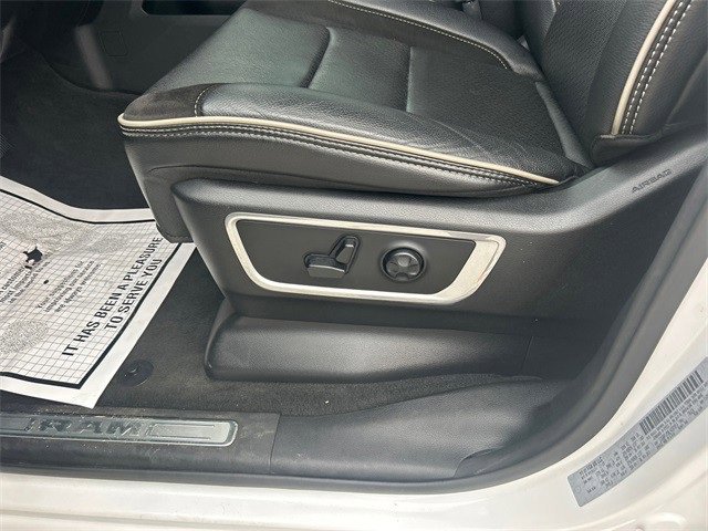 Used 2020 RAM 1500 Laramie w/ Sport Appearance Package image 15