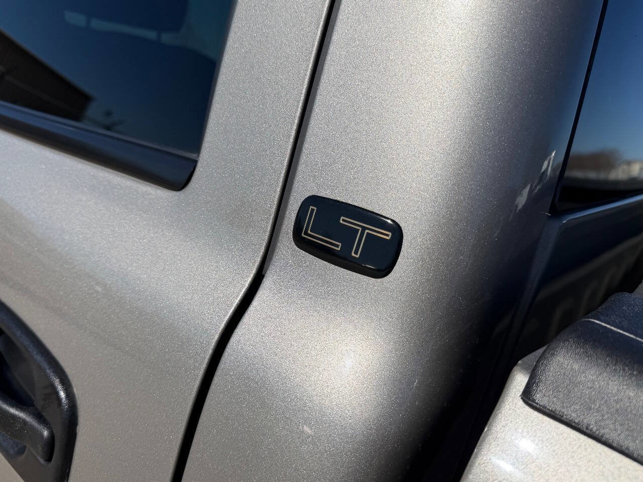 Used 2003 Chevrolet Silverado 3500 LT w/ Skid Plate Package image 57