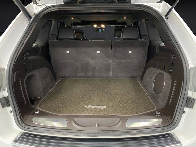 Used 2018 Jeep Grand Cherokee Summit image 16