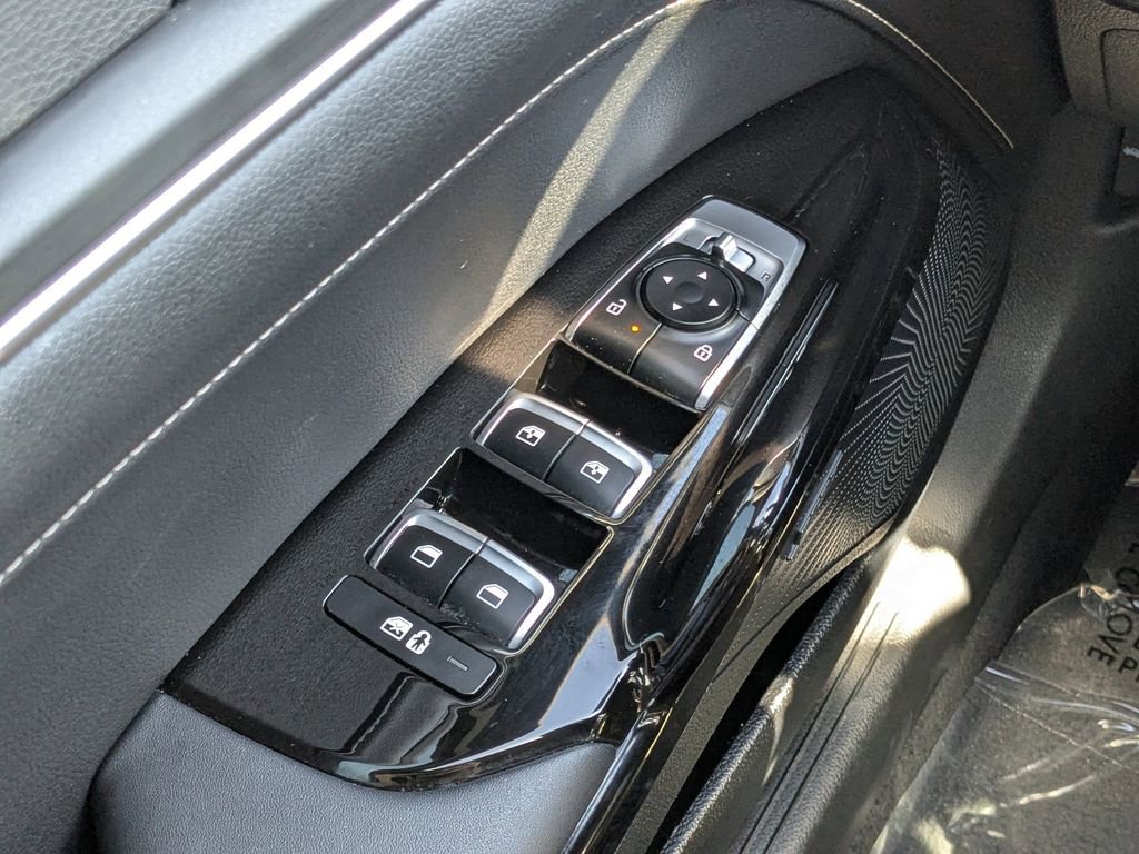 Used 2025 Kia K5 GT-Line w/ GT-Line Premium Package FWD image 19