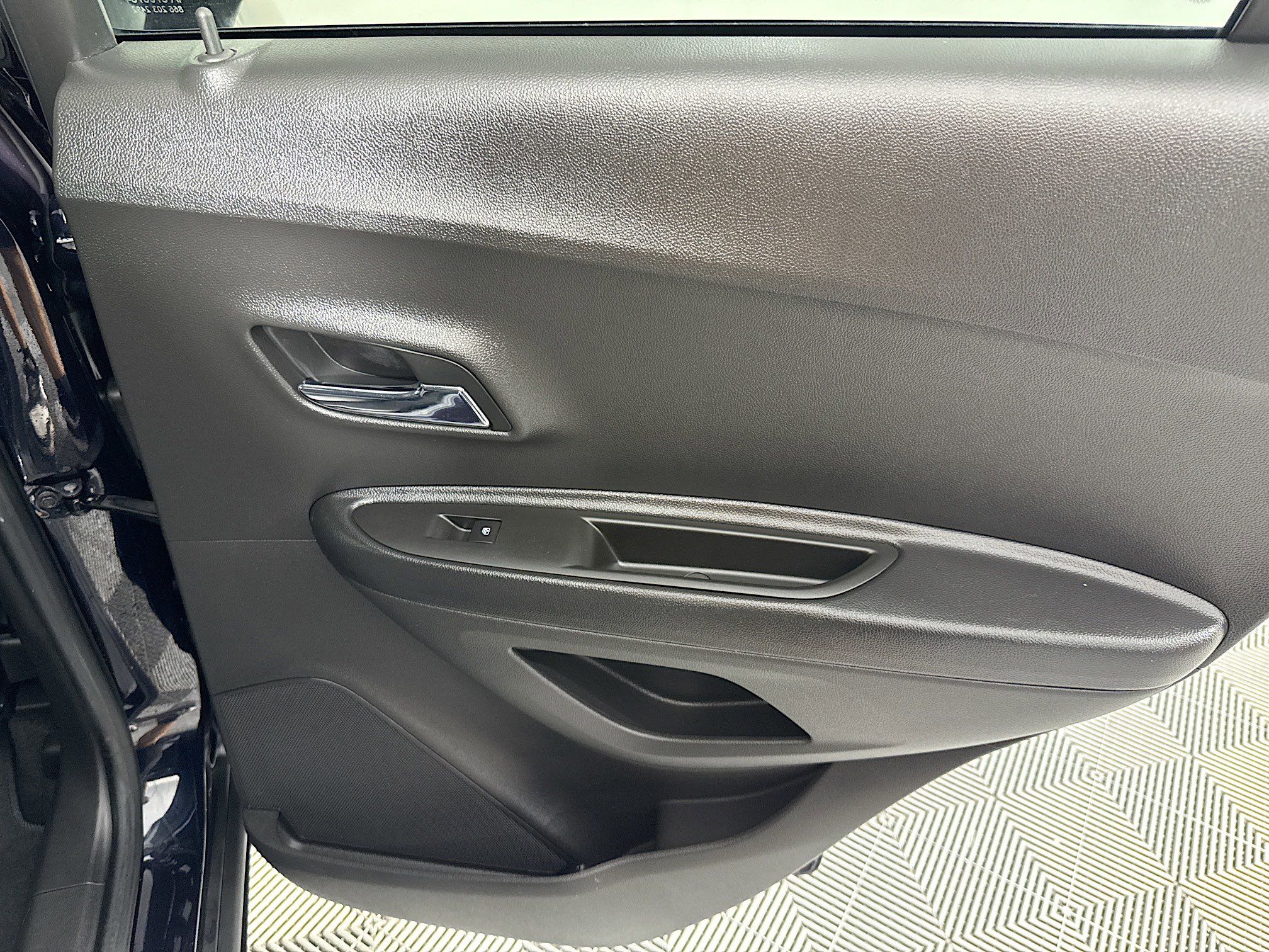 Used 2021 Chevrolet Trax LT image 26