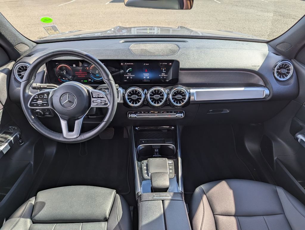 Used 2022 Mercedes-Benz EQB 350 4MATIC image 25