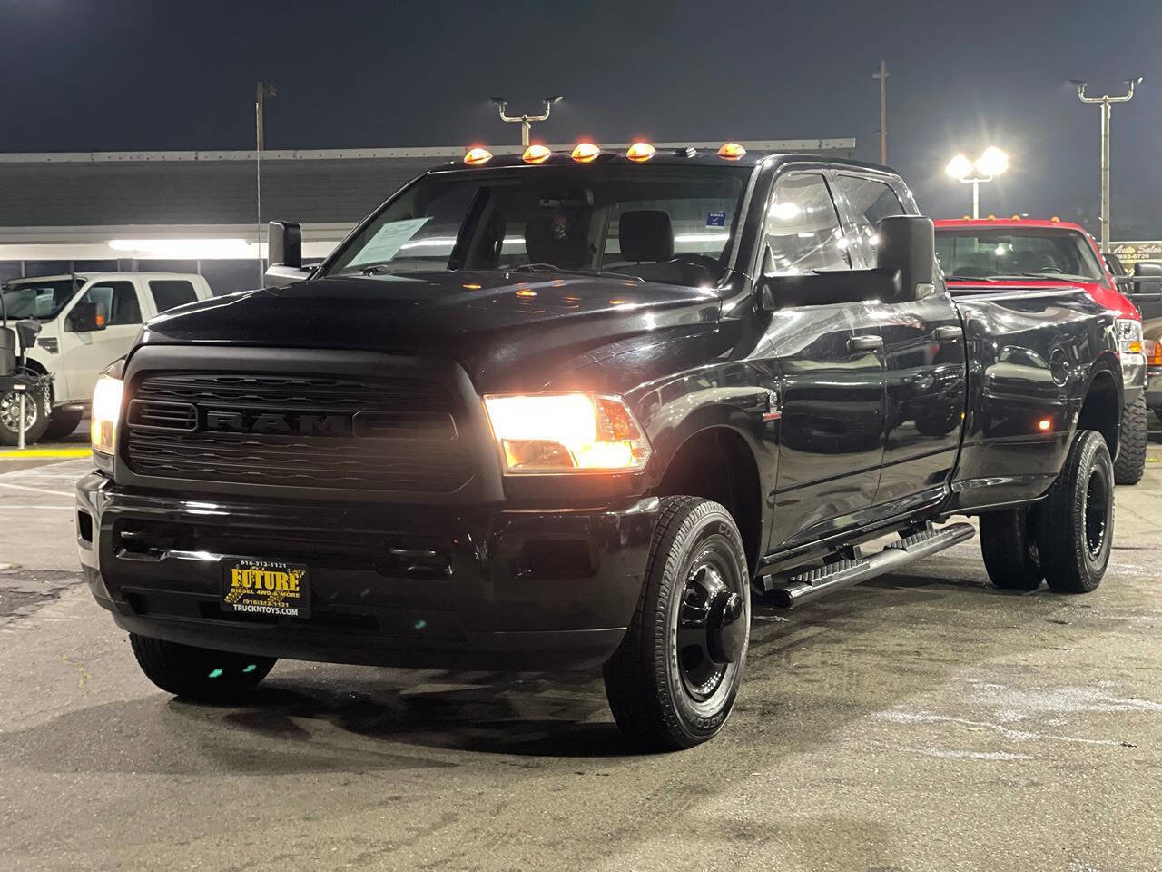 Used 2015 RAM 3500 Tradesman w/ Chrome Appearance Group image 35