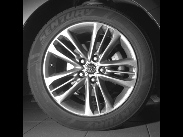 Used 2017 Toyota Camry SE FWD image 10