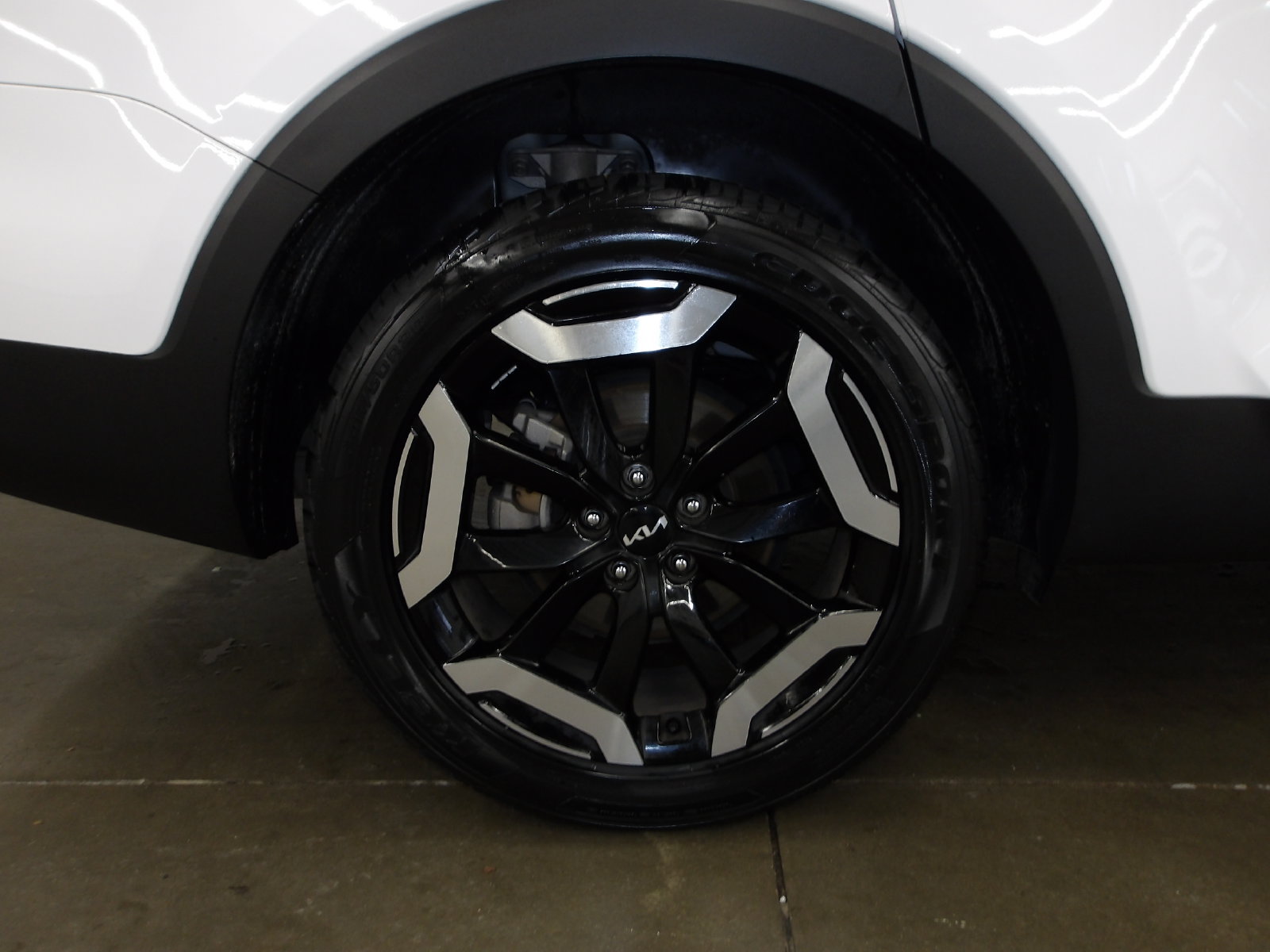 Used 2024 Kia Telluride S AWD/4WD image 19