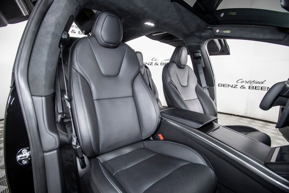 Used 2024 Tesla Model X Plaid image 43