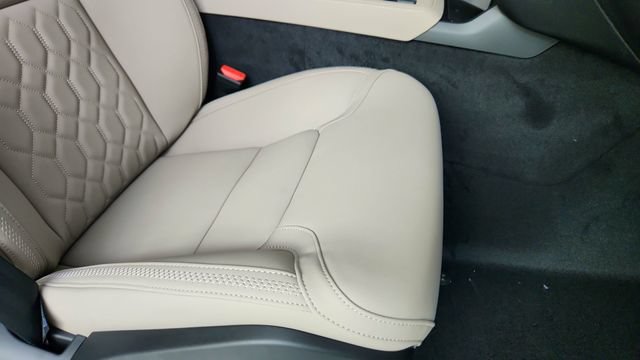 New 2026 Volvo XC90 B6 Plus w/ Protection Package Premier AWD/4WD image 38