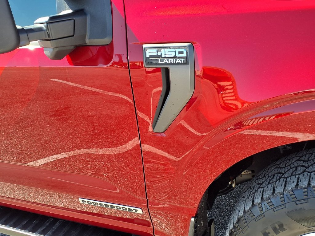 Used 2023 Ford F150 Lariat w/ FX4 Off-Road Package AWD/4WD image 11
