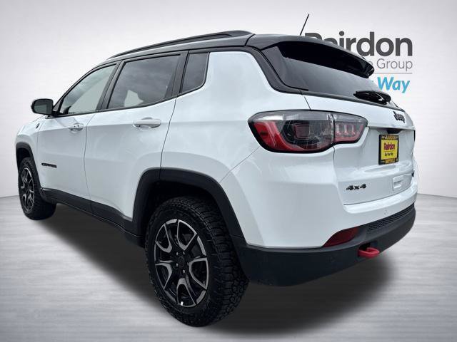 Used 2026 Jeep Compass Trailhawk AWD/4WD image 5