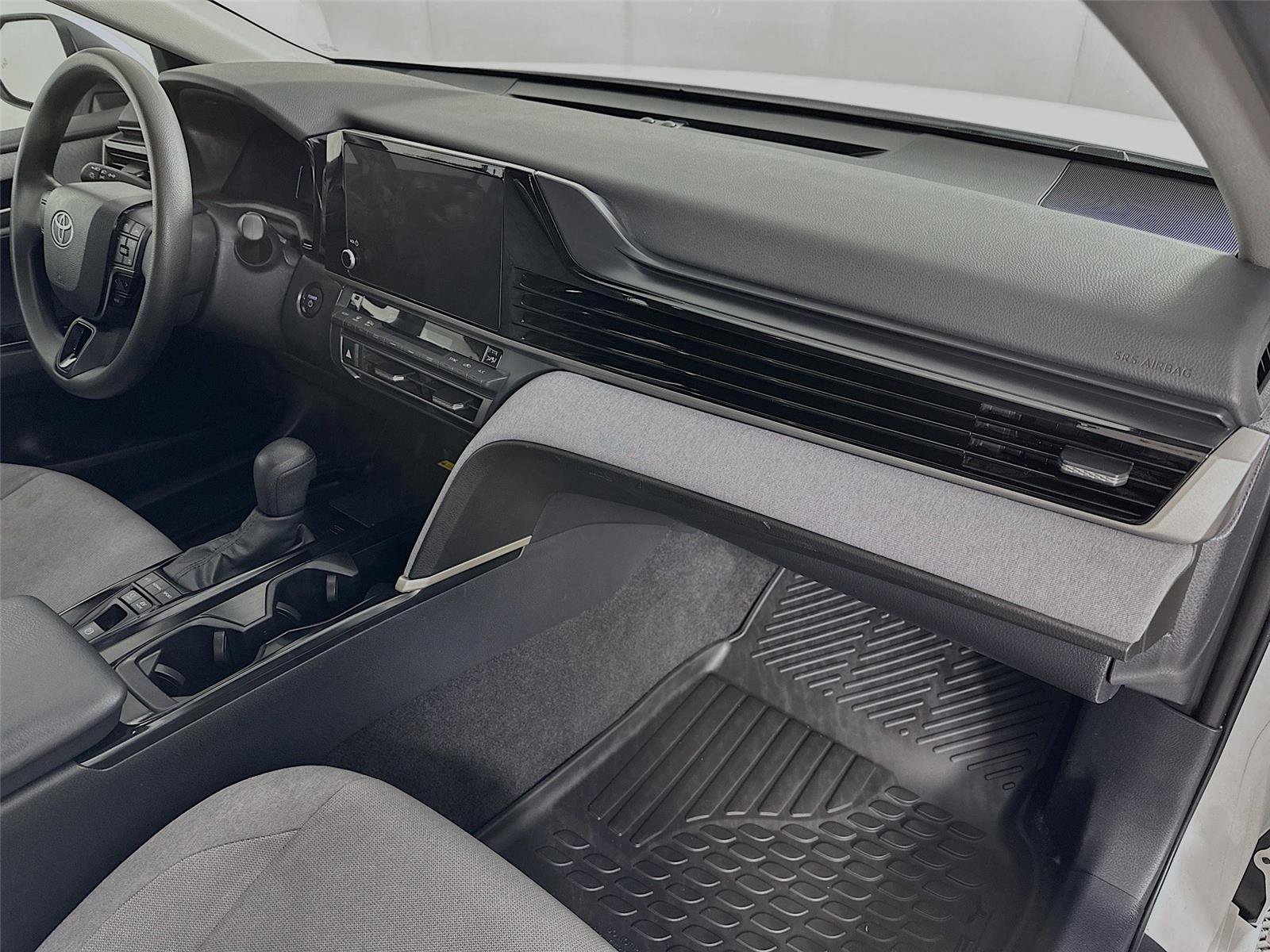 Certified 2025 Toyota Camry LE FWD image 28