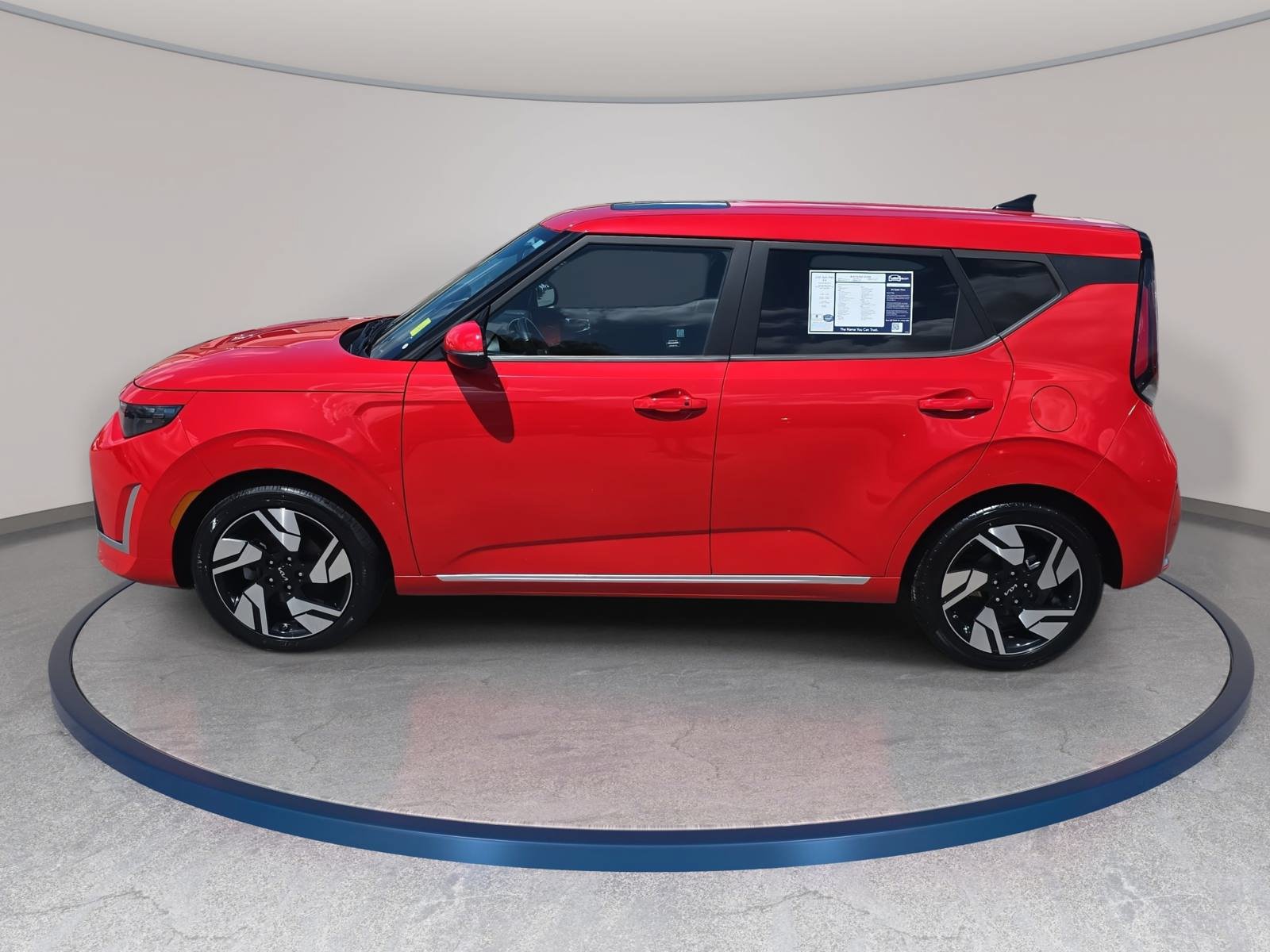Used 2023 Kia Soul GT-Line FWD image 8