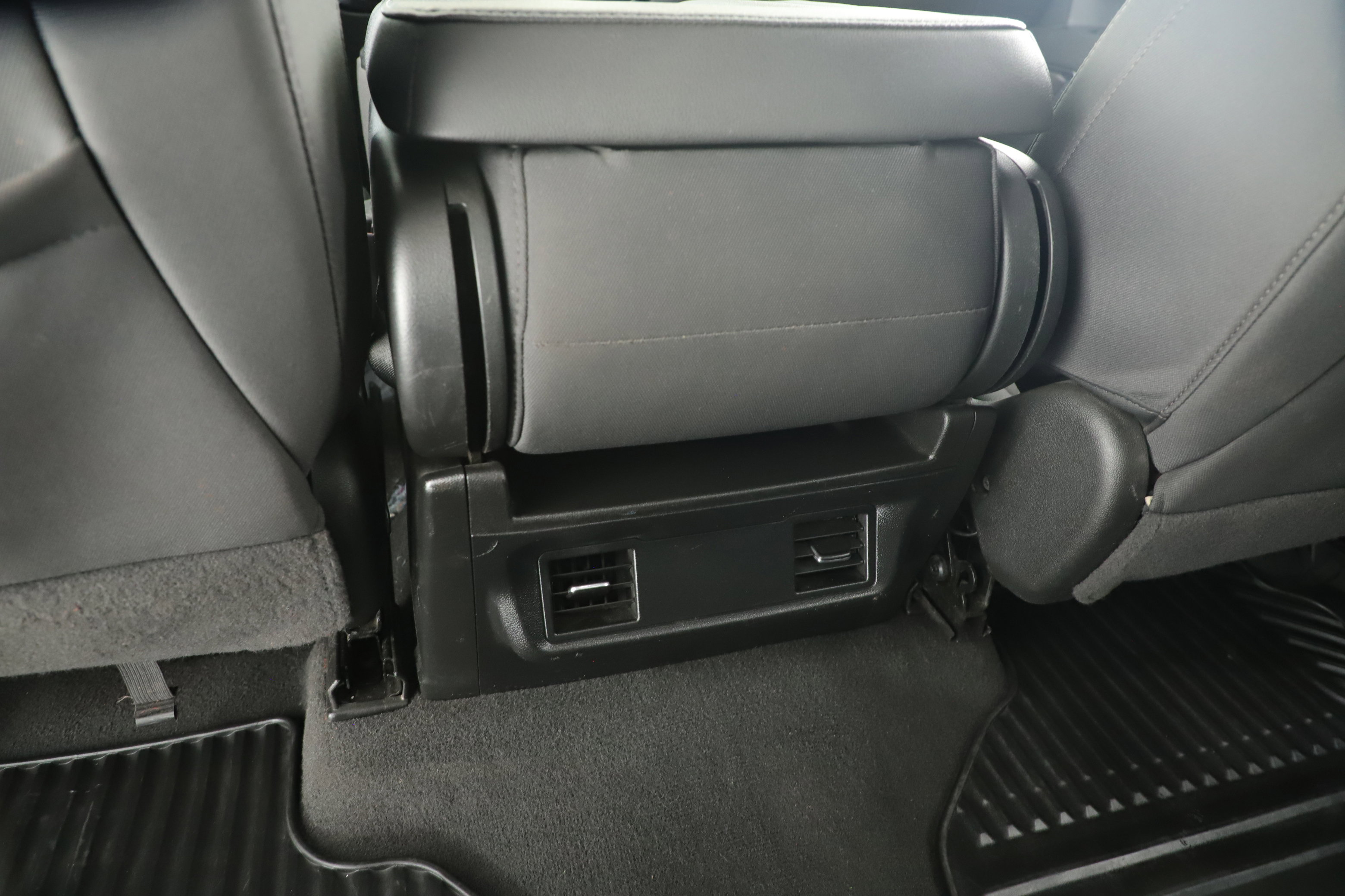 Used 2024 Chevrolet Silverado 2500 LT image 26