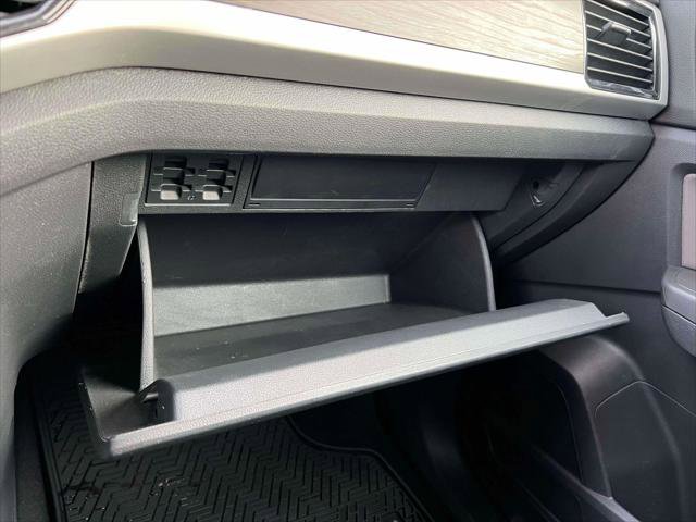 Used 2023 Volkswagen Atlas SE image 34