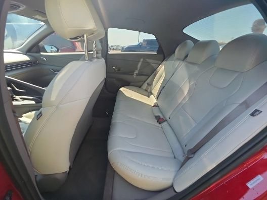 Used 2025 Hyundai Elantra Sport FWD image 16