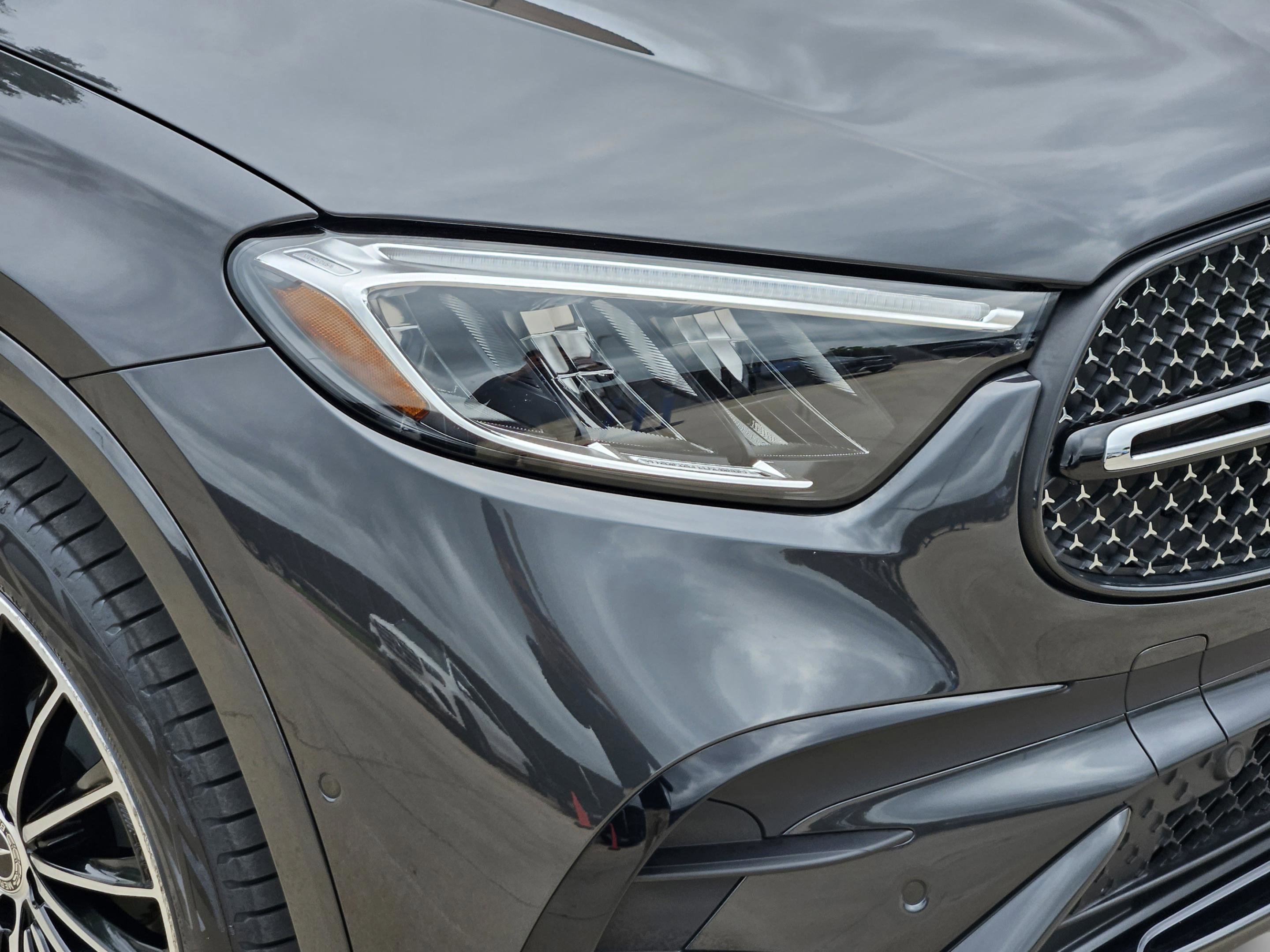 Certified 2025 Mercedes-Benz GLC 300 4MATIC image 25