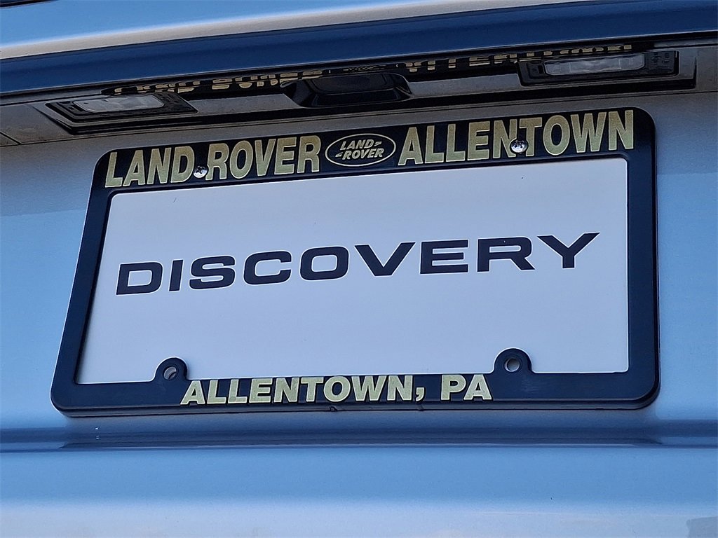 New 2025 Land Rover Discovery Sport Dynamic SE image 19