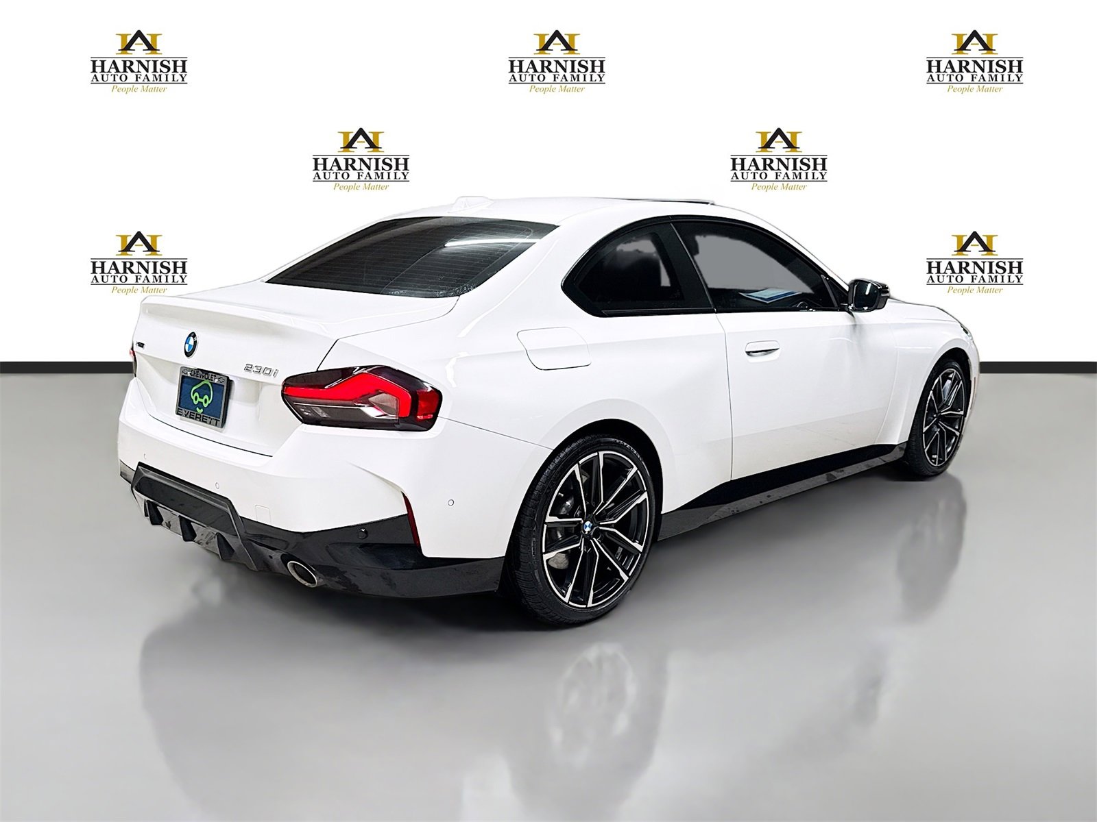 Used 2024 BMW 230i xDrive Coupe w/ Premium Essential Package image 5