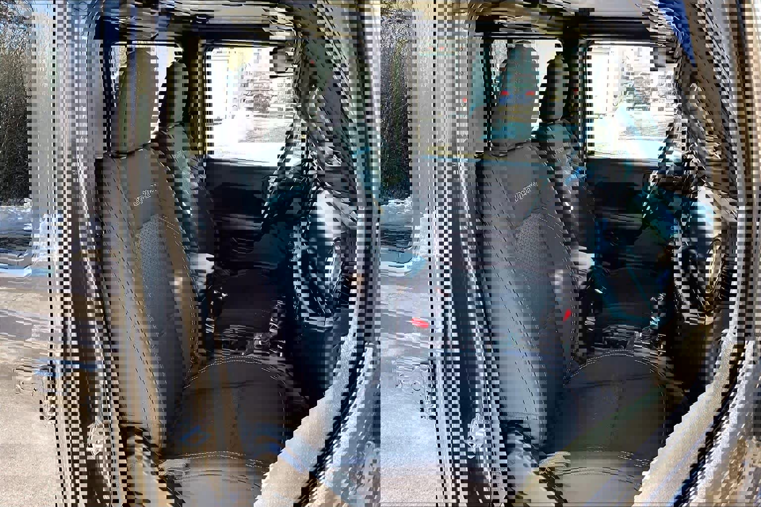 Used 2023 Jeep Wrangler Rubicon w/ Cold Weather Group image 8