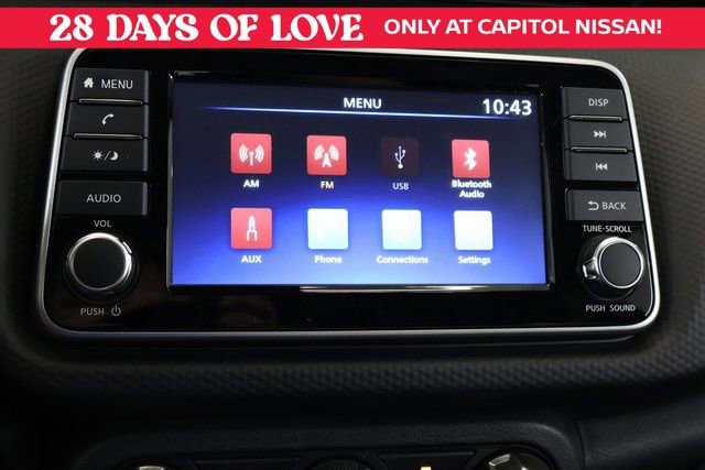 New 2025 Nissan Kicks Play S image 18