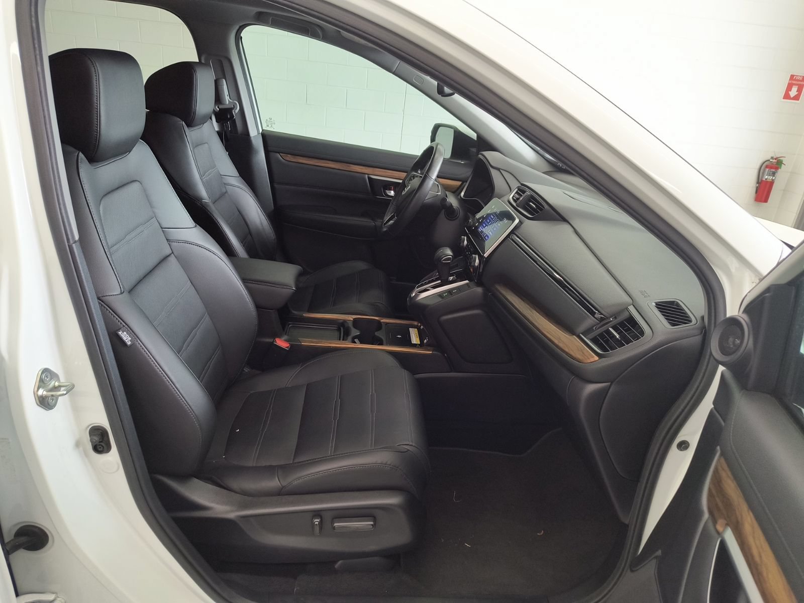 Used 2020 Honda CR-V Touring image 22