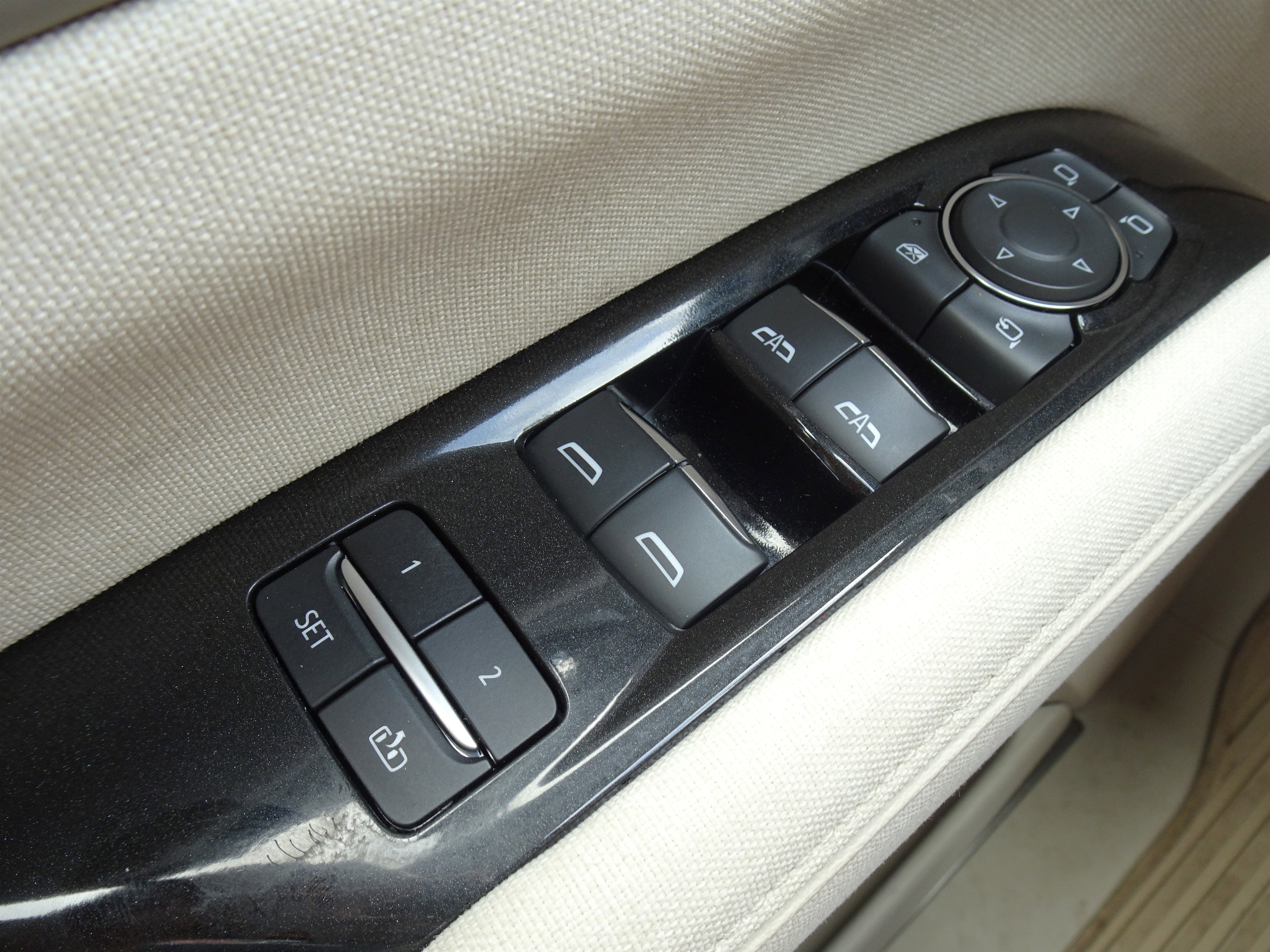 Used 2023 Cadillac Escalade Sport Platinum image 32