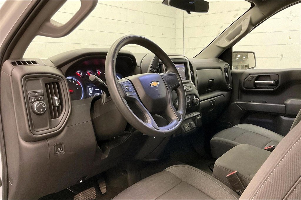 Used 2022 Chevrolet Silverado 1500 Custom w/ LPO, Blackout Package image 8