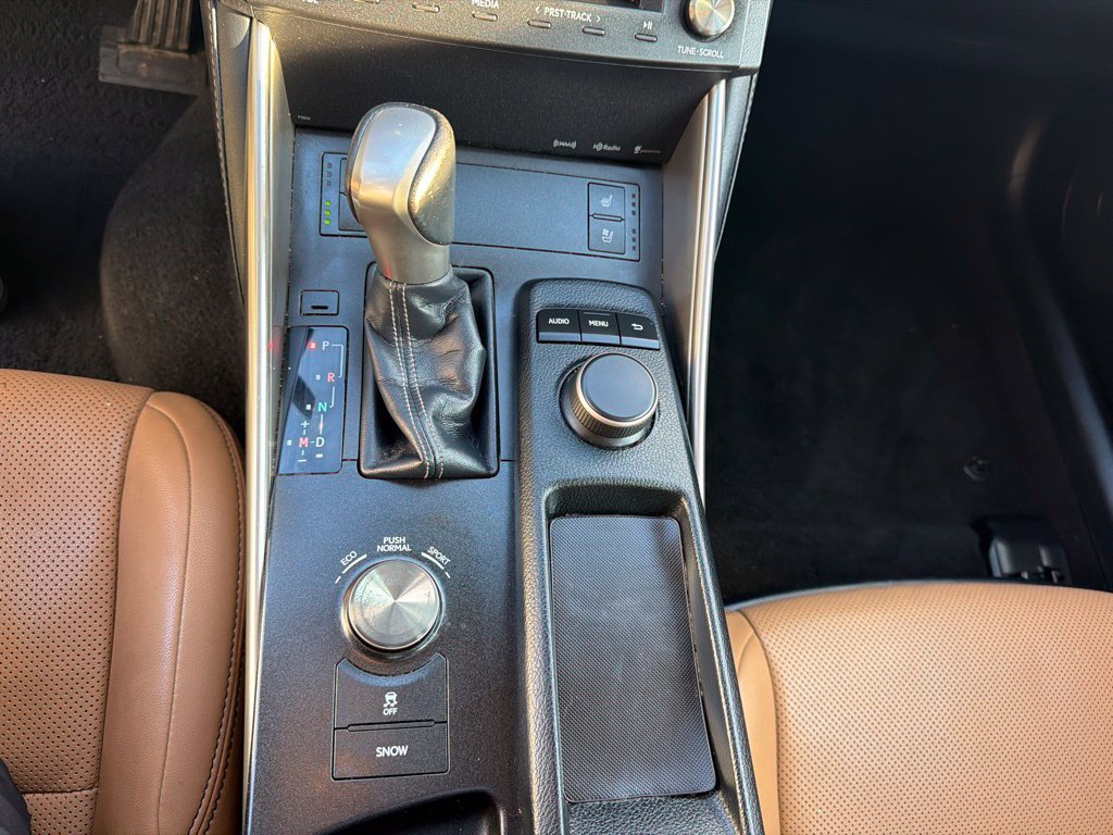 Used 2016 Lexus IS 300 AWD w/ Premium Package image 8